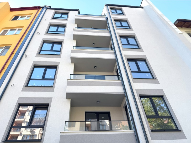Na sprzedaż  2 sypialnie Sofia , Centar , 111 mkw | 27447012 - obraz [12]