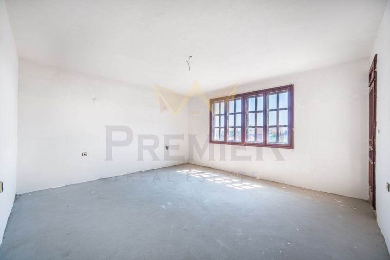 Продава  Къща област Добрич , гр. Каварна , 900 кв.м | 53932106 - изображение [6]