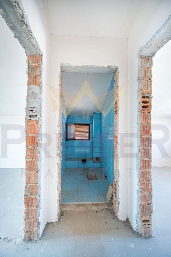 Продава  Къща област Добрич , гр. Каварна , 900 кв.м | 53932106 - изображение [9]