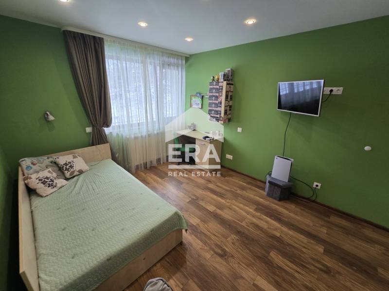 Eladó  Ház Sofia , Pancsarevo , 330 négyzetméter | 90330625 - kép [11]
