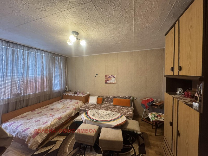 Продава 1-СТАЕН в град Ямбол, Георги Бенковски - 39 кв.м / 33 000 € » 64 542.39 лв., ЯВЛЕНА-ОФИС ЯМБОЛ