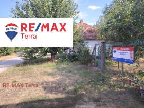 Продава  Къща, с. Попица