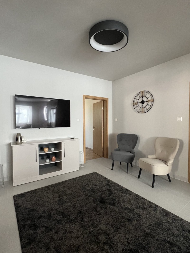 Продава  4-стаен град Плевен , Идеален център , 125 кв.м | 92925262 - изображение [7]