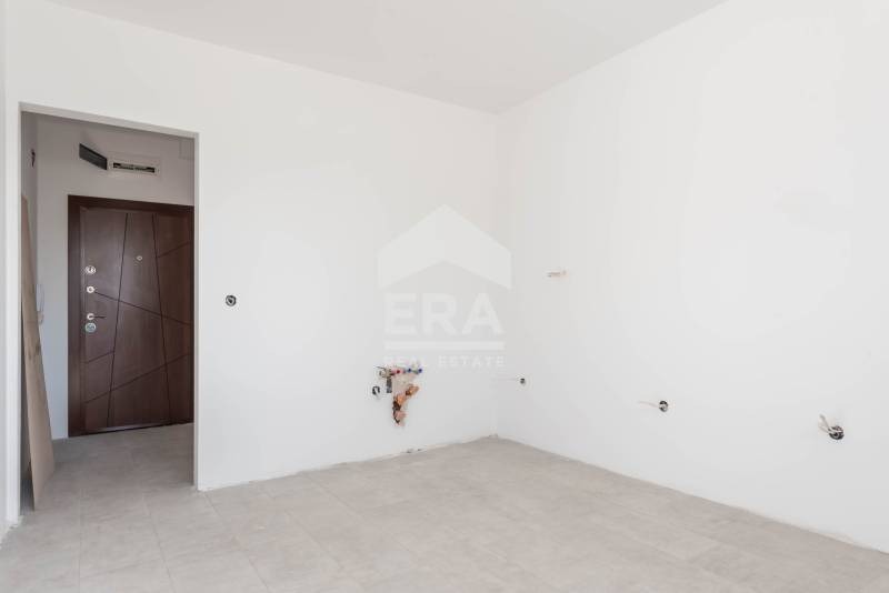 De vânzare  Birou Varna , c.c. Sv.Sv. Constantin i Elena , 35 mp | 80850733 - imagine [5]