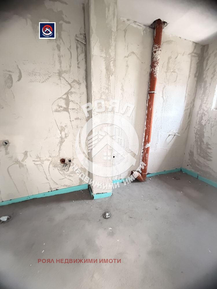 Продава КЪЩА, гр. Пловдив, Остромила, снимка 11 - Къщи - 56319828