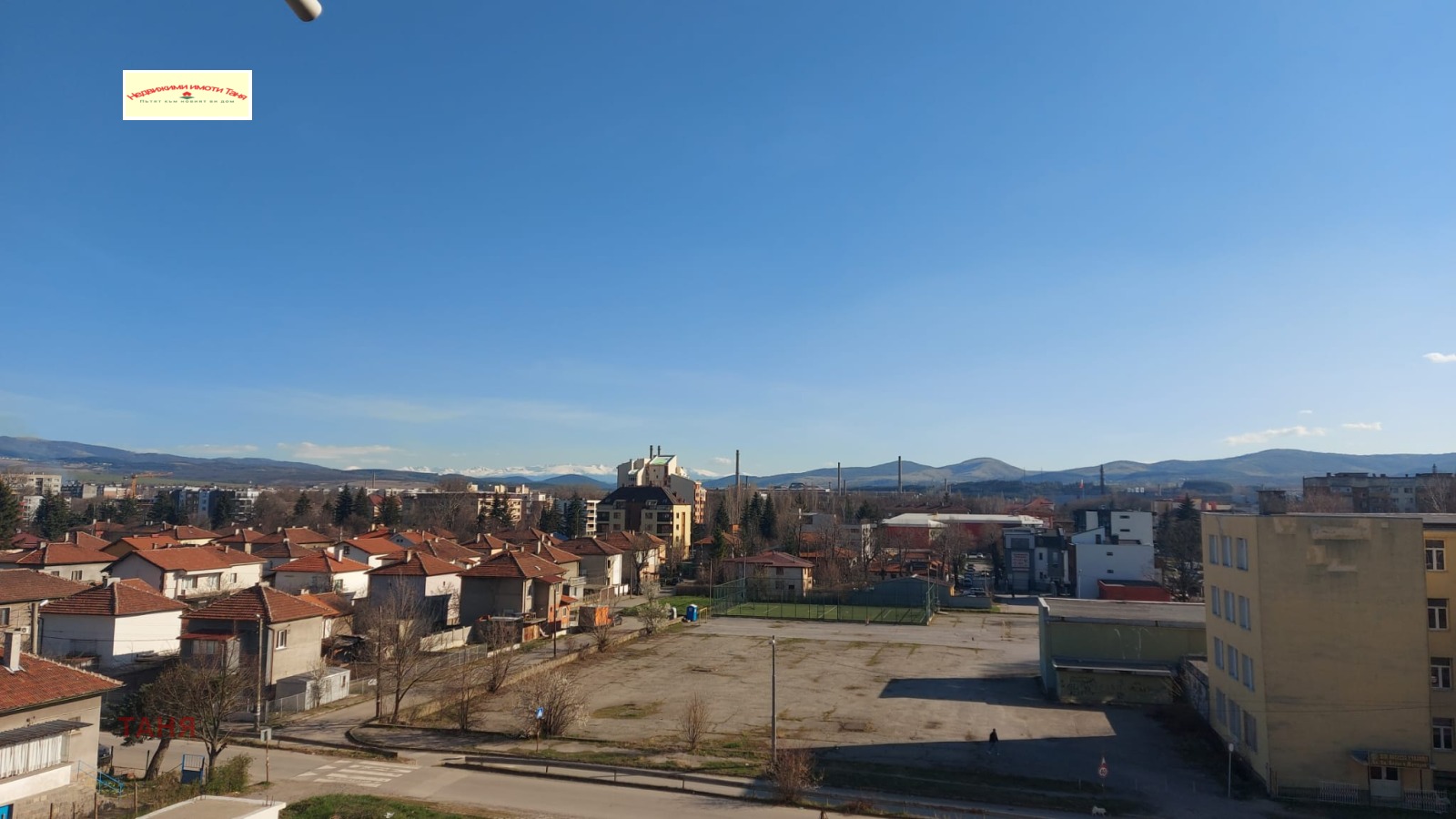 Продава 3-СТАЕН, гр. Перник, Изток, снимка 2 - Апартаменти - 44872561