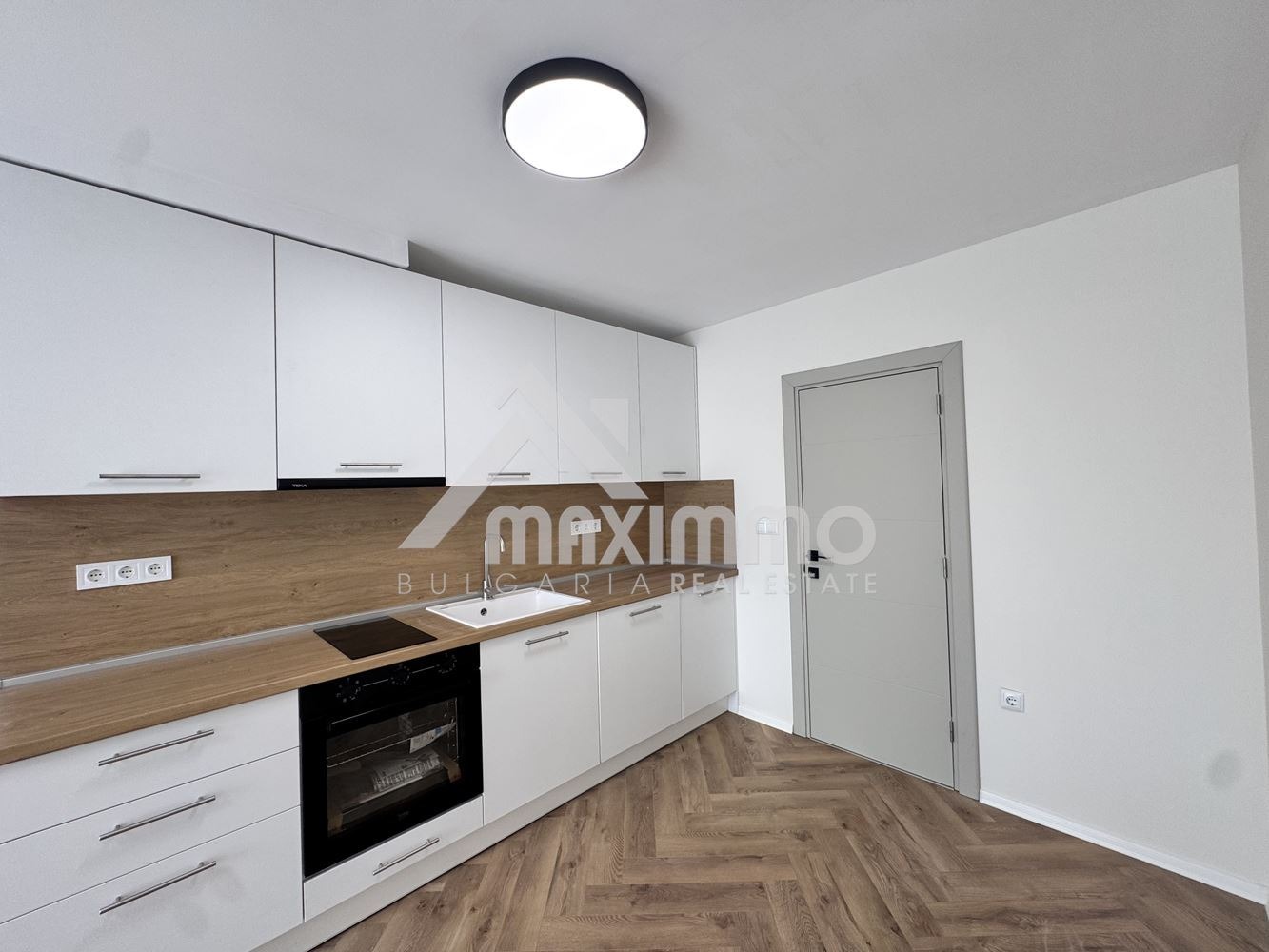 Продава 3-СТАЕН, гр. Варна, Възраждане 2