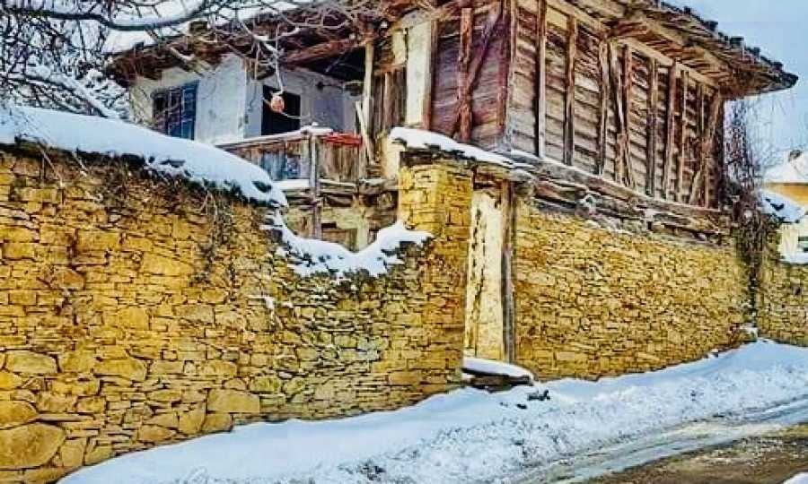 Продава КЪЩА, гр. Троян, област Ловеч, снимка 11 - Къщи - 54269487