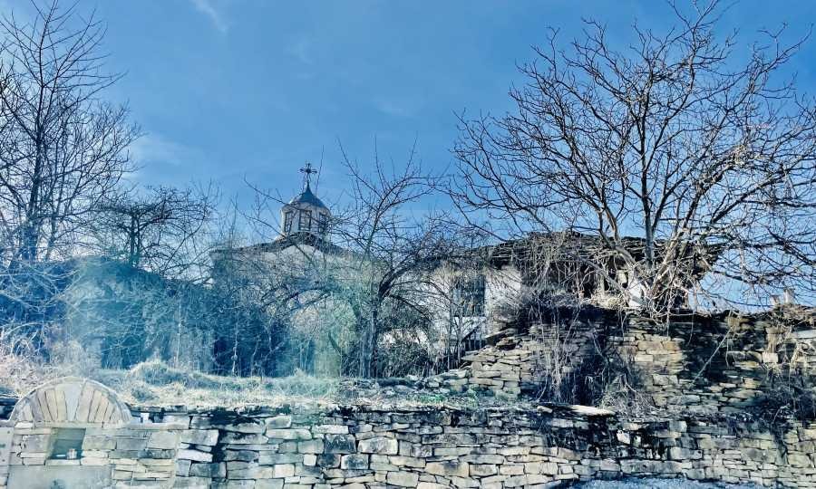 Продава КЪЩА, гр. Троян, област Ловеч, снимка 2 - Къщи - 54269487