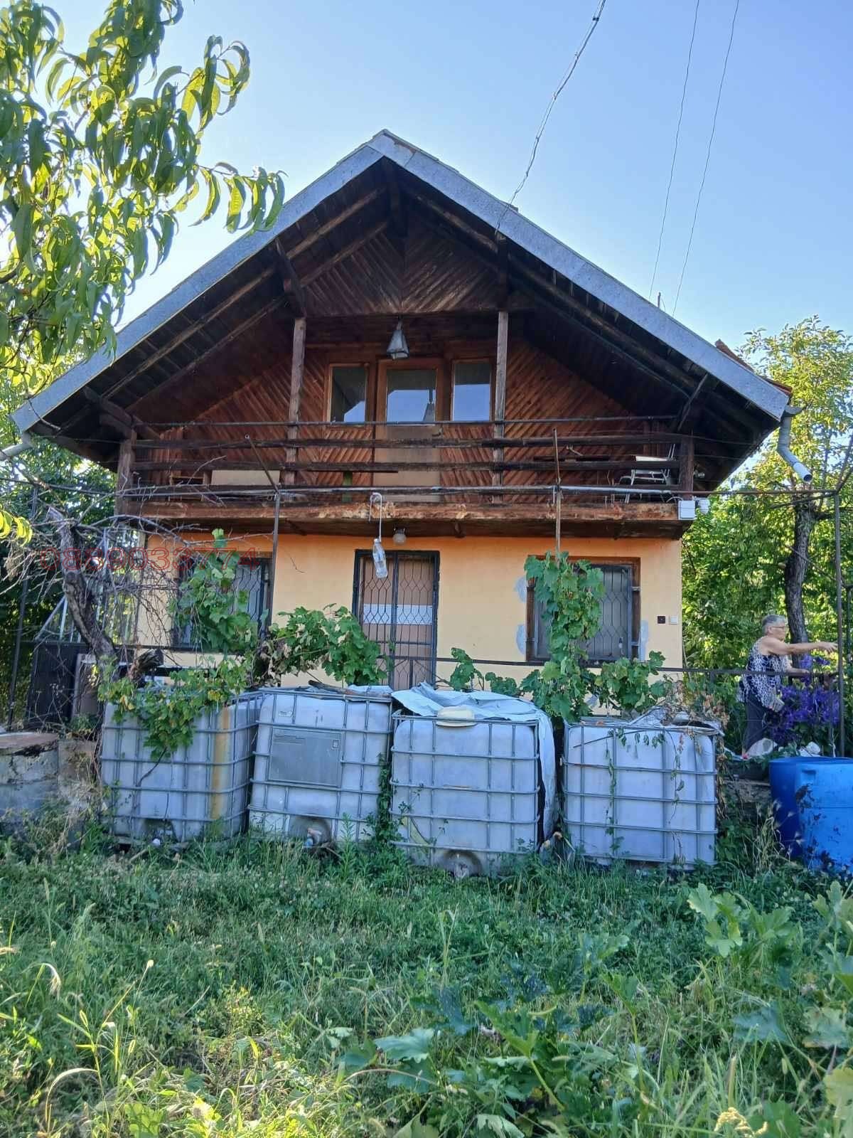 Продава ЗЕМЕДЕЛСКА ЗЕМЯ, с. Дебнево, област Ловеч