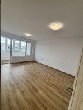 Продава 2-СТАЕН, гр. Варна, Гранд Мол, снимка 1