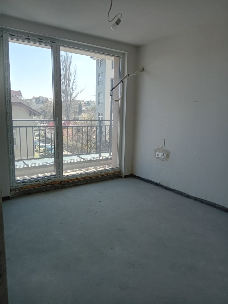 Na prodej  1 ložnice Sofia , Zona B-18 , 70 m2 | 42942744 - obraz [4]