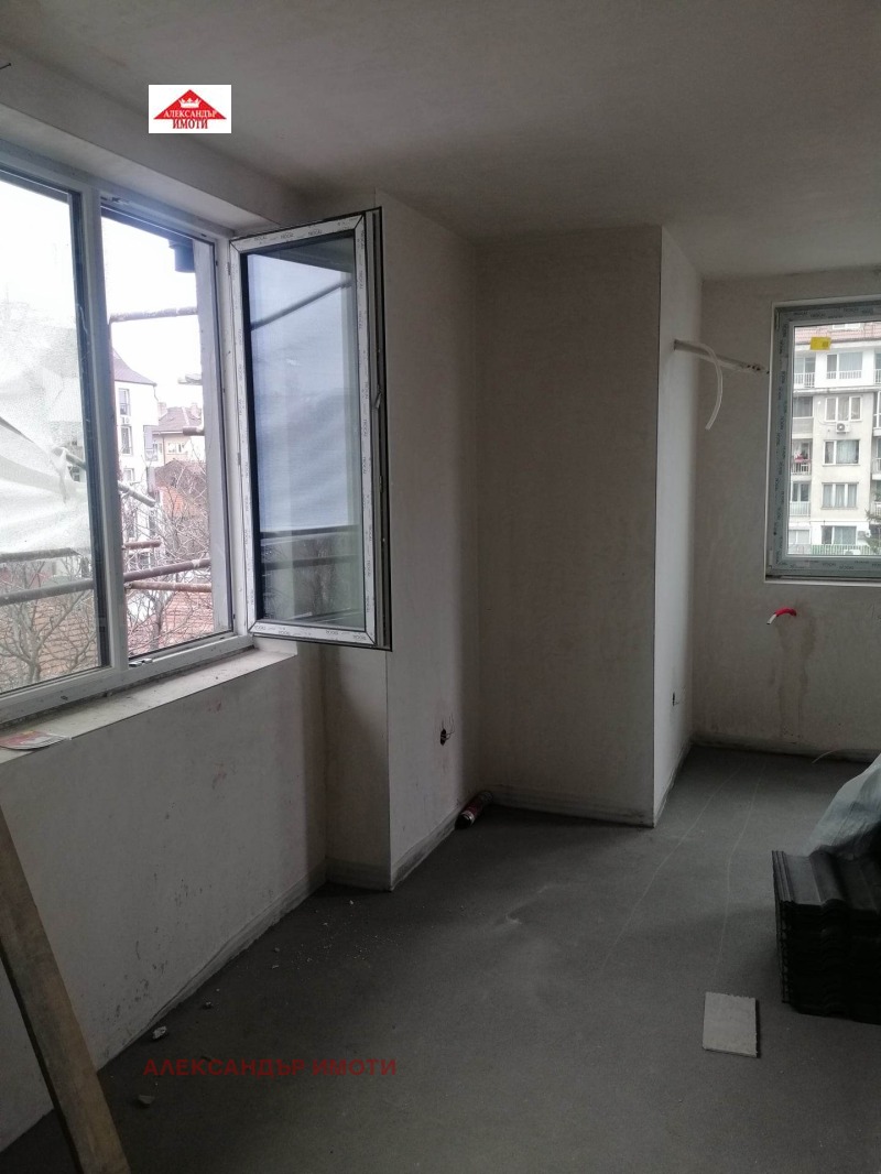 Na prodej  2 ložnice Sofia , Centar , 131 m2 | 42400163 - obraz [13]