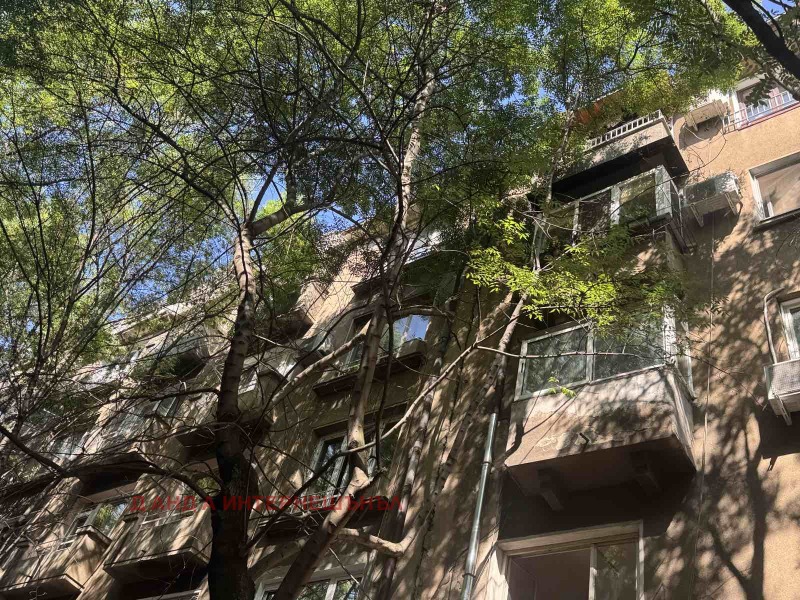 Продава  3-стаен град София , Център , 85 кв.м | 83508224