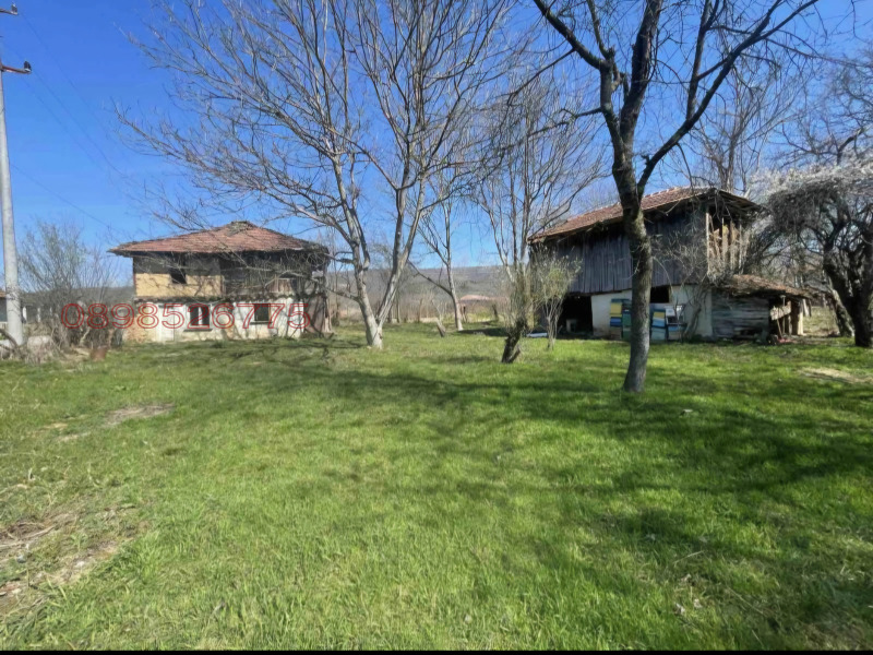 Продава КЪЩА, област Ловеч, с. Старо село • 24000 € • 30932605 — Holmes.bg