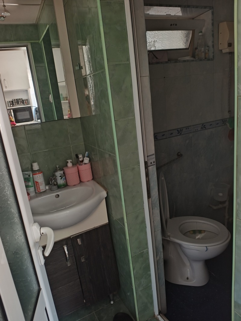 Myytävänä  Talo Shumenin alue , Novi pazar , 212 neliömetriä | 31728151 - kuva [16]
