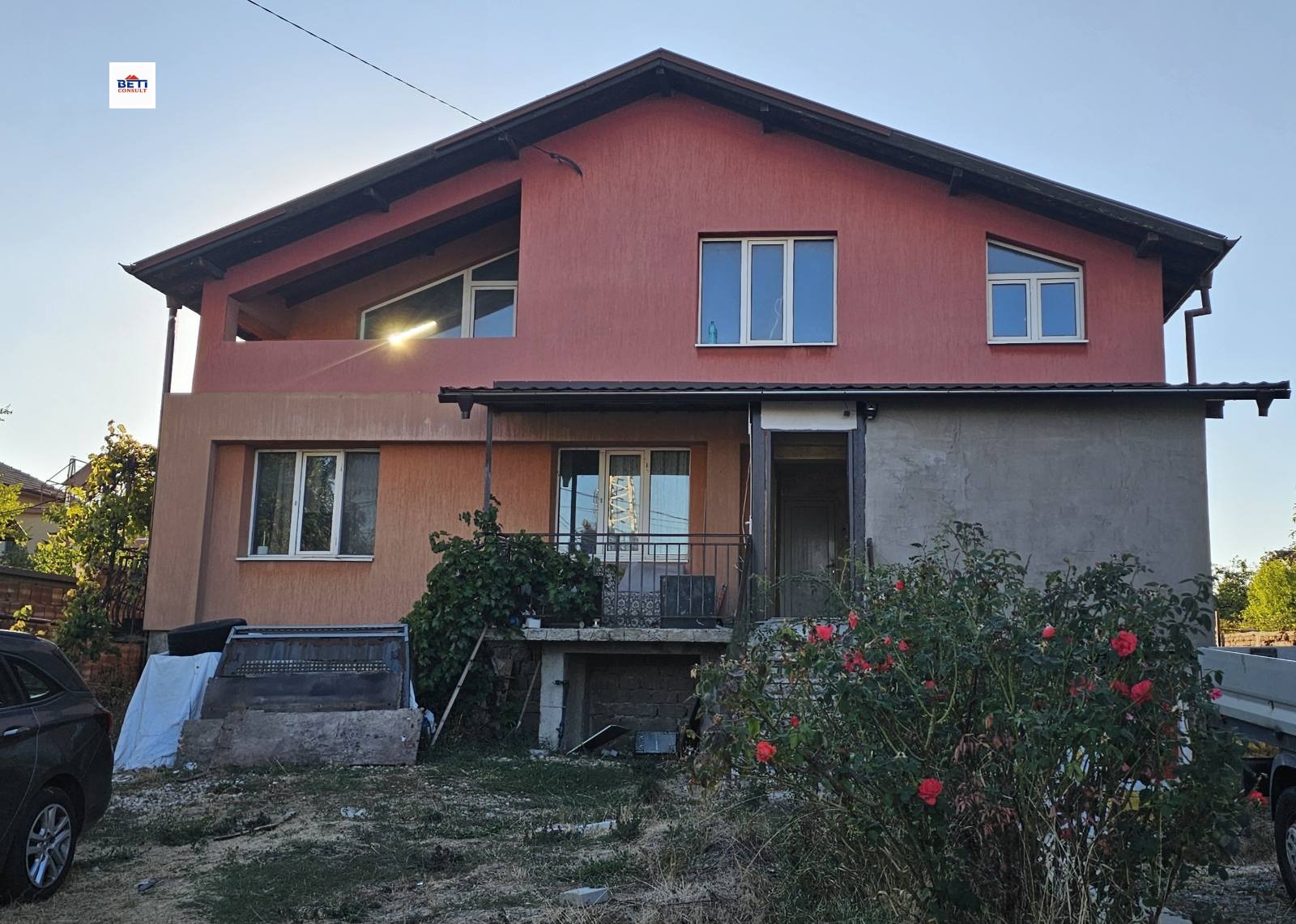 Продава КЪЩА, гр. София, Суходол