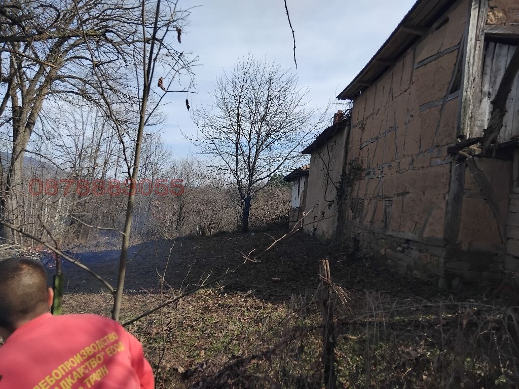 Продава ПАРЦЕЛ, с. Голяма Желязна, област Ловеч, снимка 2 - Парцели - 53757166