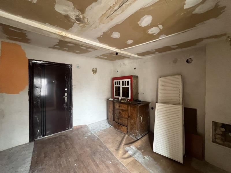 Продава 2-СТАЕН, гр. София, Център, снимка 2 - Апартаменти - 53562269