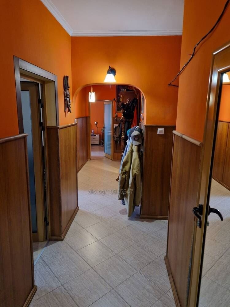 Продава МНОГОСТАЕН, гр. София, Илинден, снимка 3 - Апартаменти - 53981996