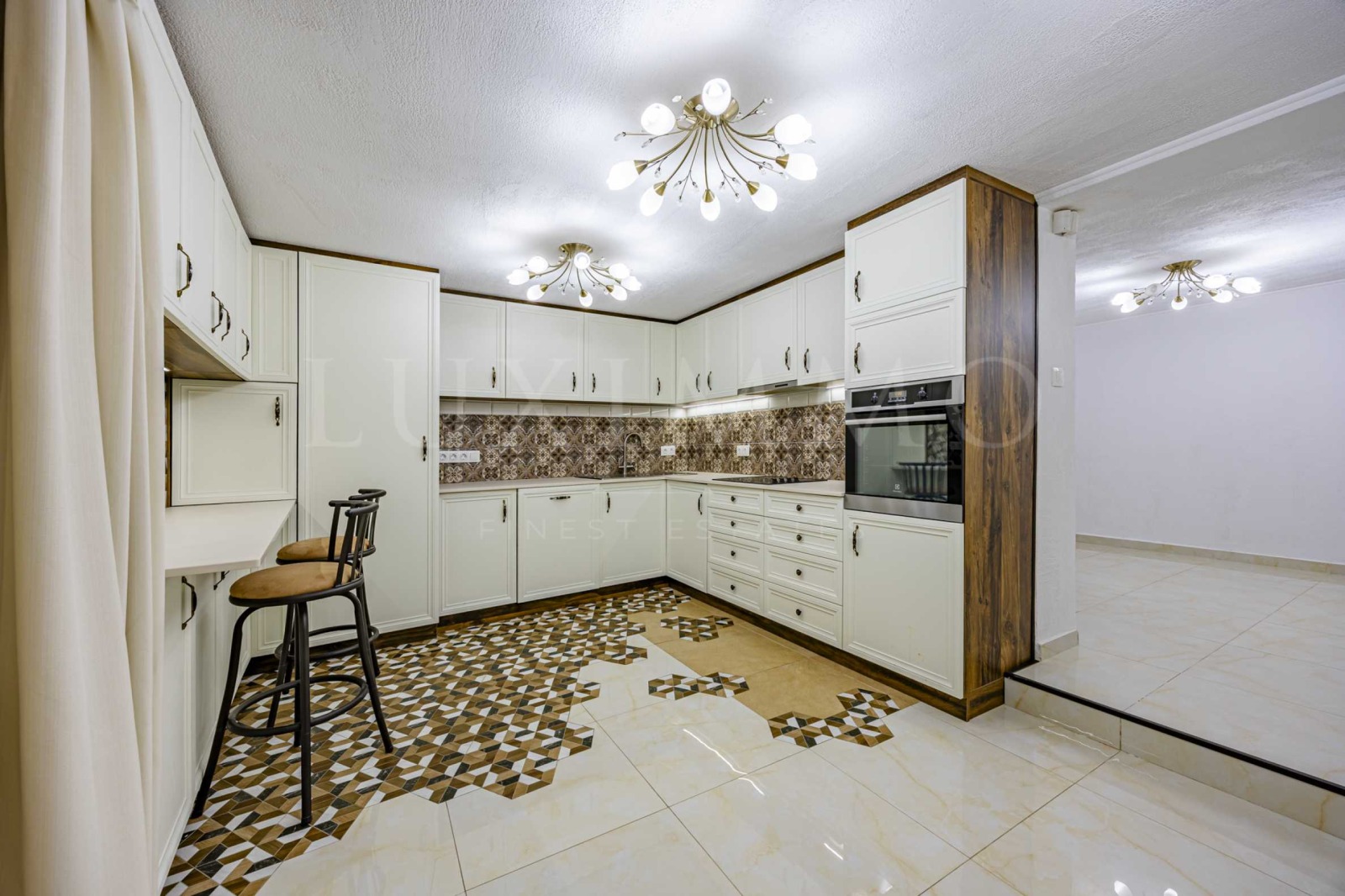 Продава КЪЩА, гр. София, Оборище, снимка 10 - Къщи - 56643202