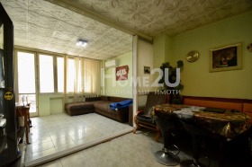 3 dormitoare Grand Mol, Varna