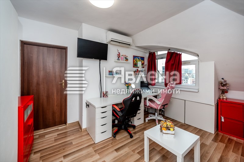 Продава 3-СТАЕН, гр. София, Оборище, снимка 14 - Апартаменти - 54480474