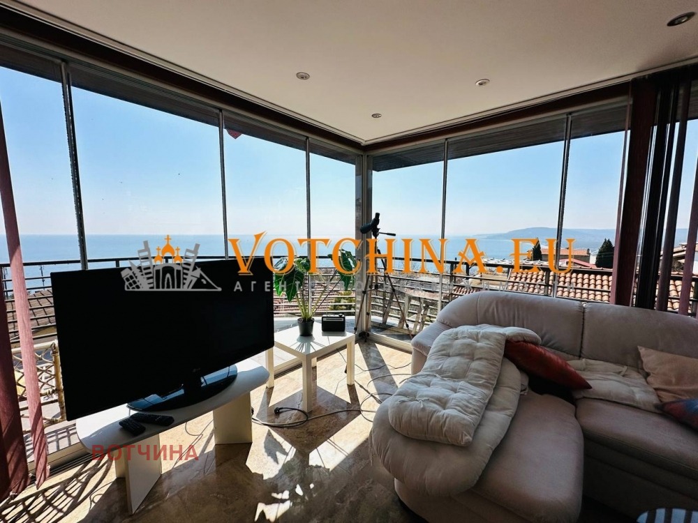 Продава КЪЩА, гр. Балчик, област Добрич, снимка 2 - Къщи - 54360677