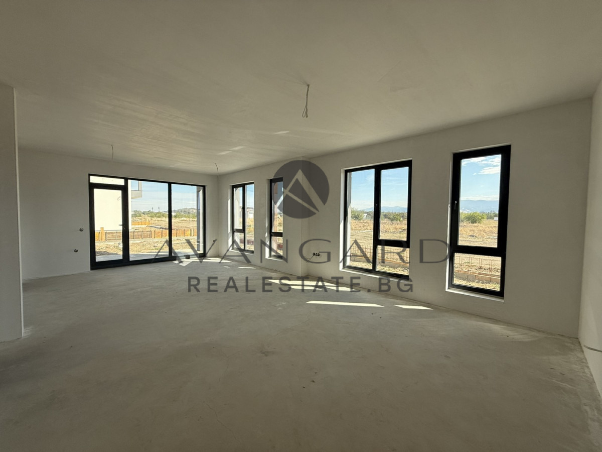 Продава КЪЩА, гр. Пловдив, Кършияка, снимка 2 - Къщи - 56272859