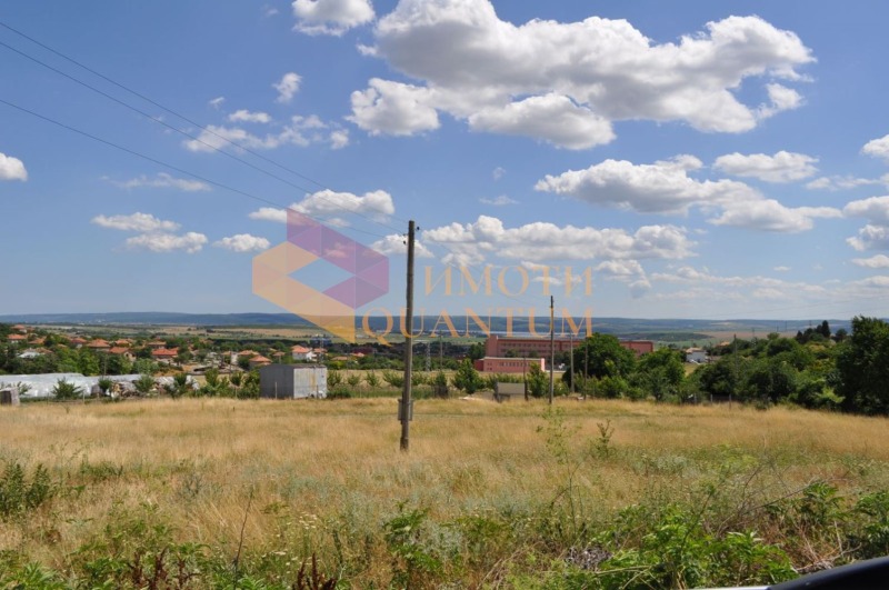 Продава ПАРЦЕЛ в област Варна, гр. Аксаково - 3900 кв.м / 105 000 € » 205 362.15 лв., ИМОТИ КУАНТУМ