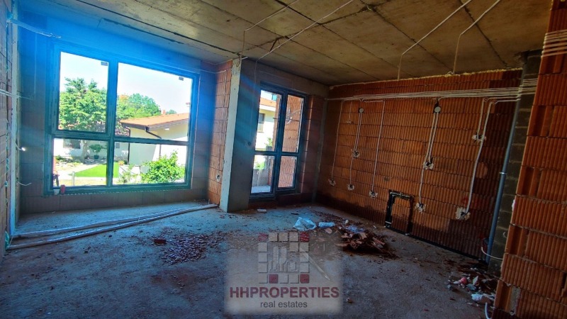 На продаж  1 спальня Пловдив , Христо Смирненски , 71 кв.м | 86563379 - зображення [2]