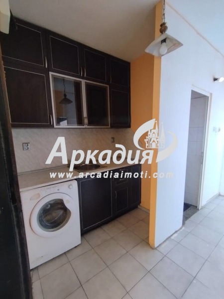 Продава 3-СТАЕН, гр. Пловдив, Въстанически, снимка 4 - Aпартаменти - 46918701