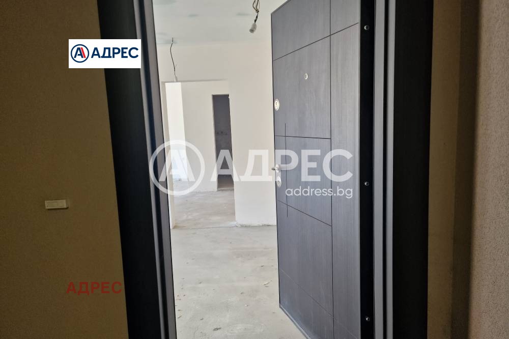 Продава ГАРАЖ, ПАРКОМЯСТО, гр. Варна, Трошево, снимка 4 - Гаражи и паркоместа - 55789915