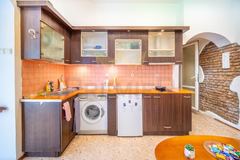 Продава 2-СТАЕН, гр. Варна, Център, снимка 4 - Апартаменти - 52836396