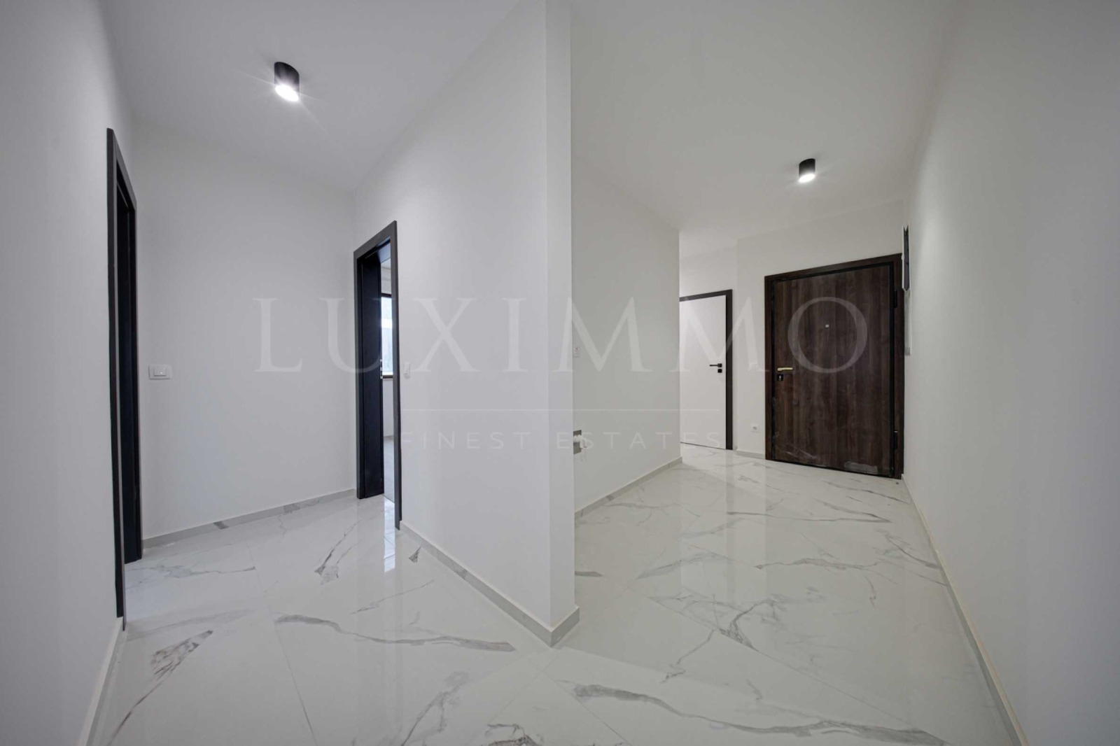 Продава 3-СТАЕН, гр. София, Малинова долина, снимка 2 - Апартаменти - 54293548