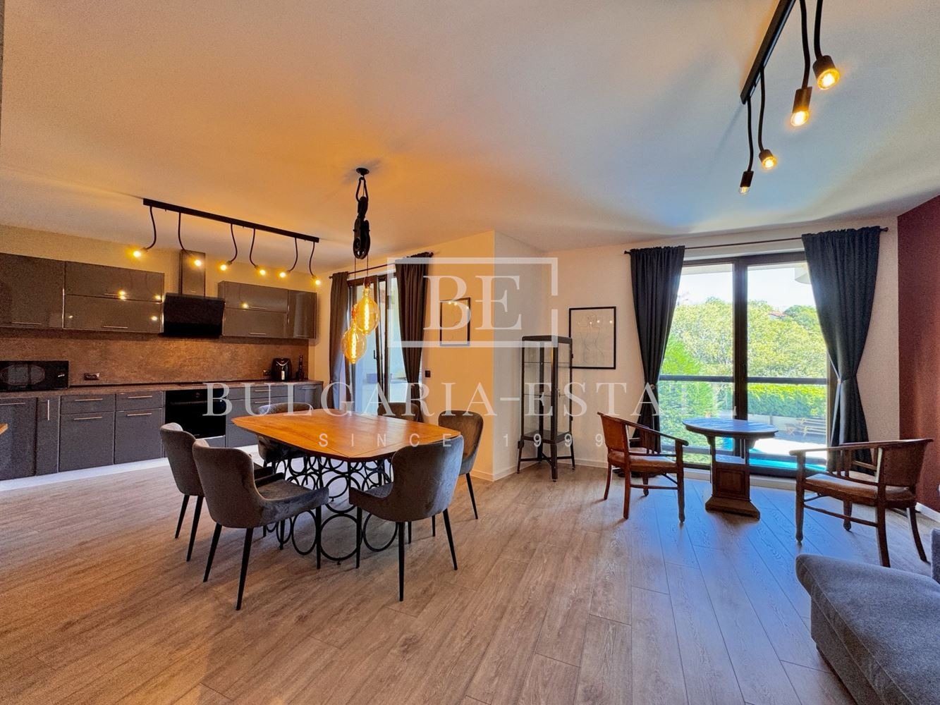 Продава 3-СТАЕН, гр. Варна, Бриз, снимка 6 - Апартаменти - 56575539