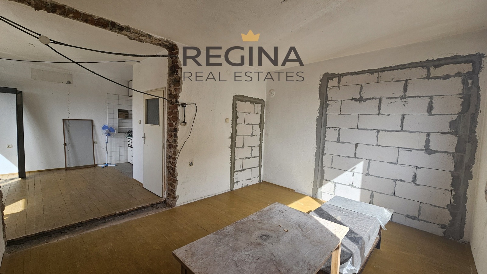 Продава ЕТАЖ ОТ КЪЩА, гр. Хисаря, област Пловдив, снимка 6 - Етаж от къща - 54626325