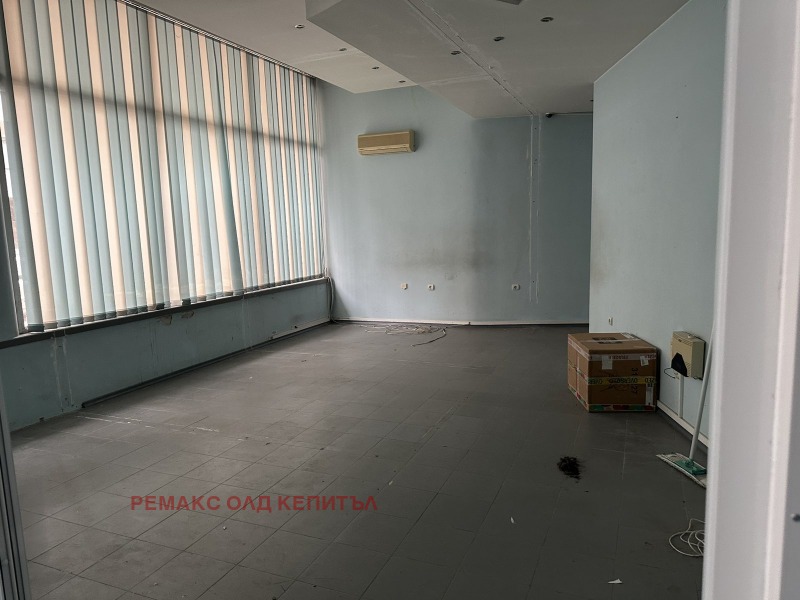 Продава МАГАЗИН в град Велико Търново, Колю Фичето - 109 кв.м / 97 000 € » 189 715.51 лв., РЕМАКС ОЛД КЕПИТЪЛ