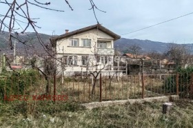 Продава къща област Пловдив с. Кърнаре - [1] 