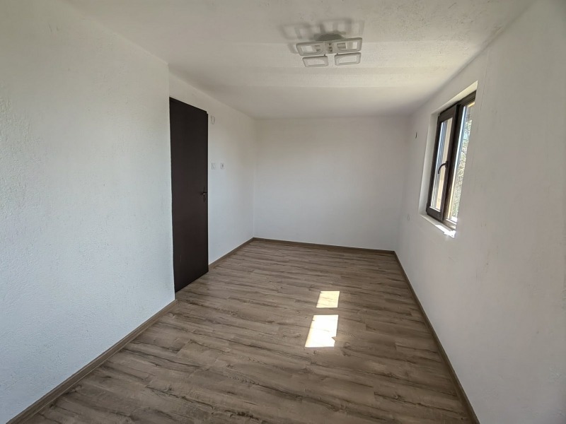 Продава  Къща област Пловдив , с. Кърнаре , 100 кв.м | 81165869 - изображение [10]