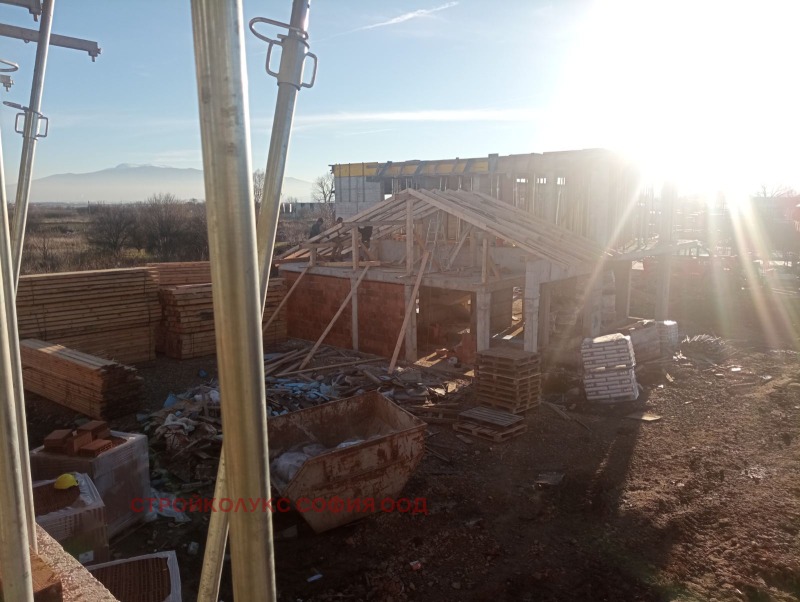 Продава КЪЩА, гр. София, с. Житен, снимка 10 - Къщи - 47801677