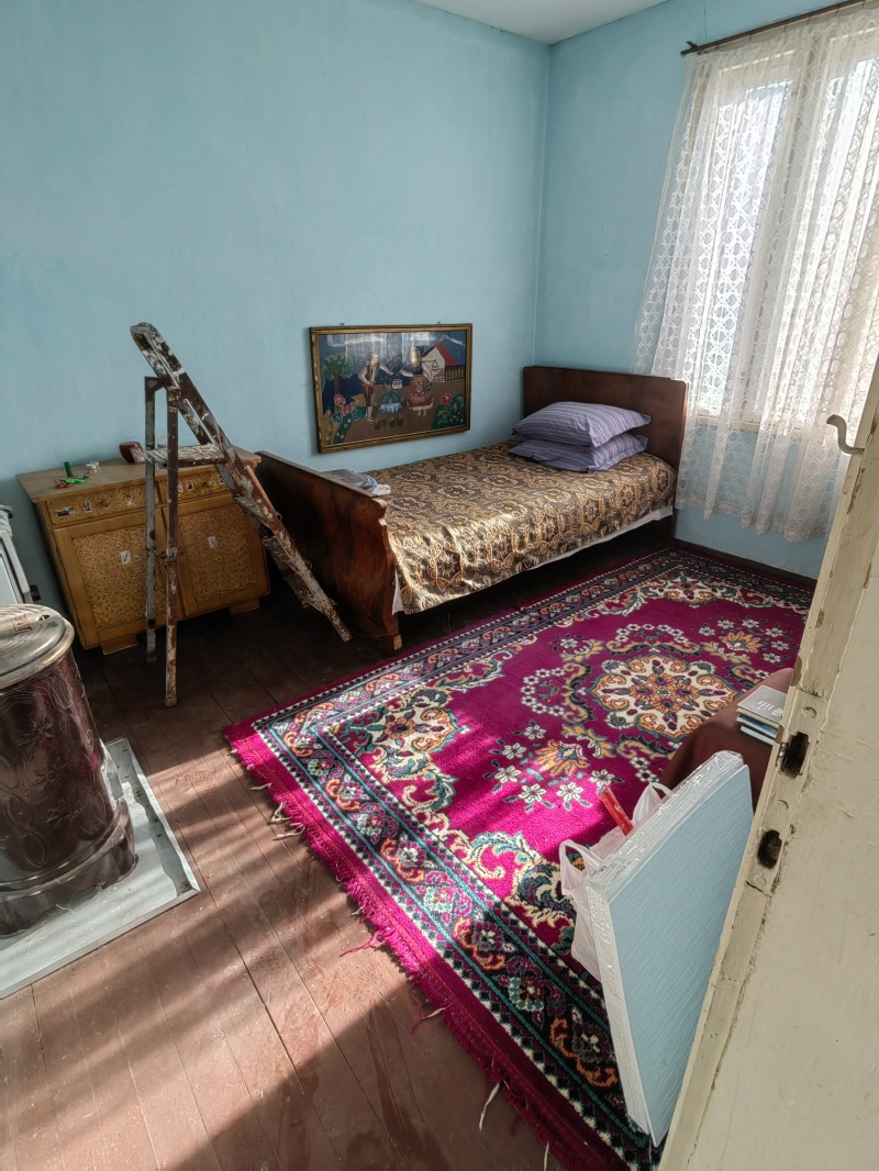 Продава КЪЩА, с. Владиславци, област София област, снимка 12 - Къщи - 52855184