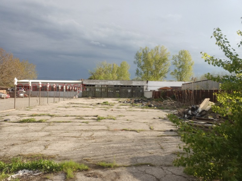 Продава  Пром. помещение област Пловдив , гр. Стамболийски , 1273 кв.м | 43960625 - изображение [2]
