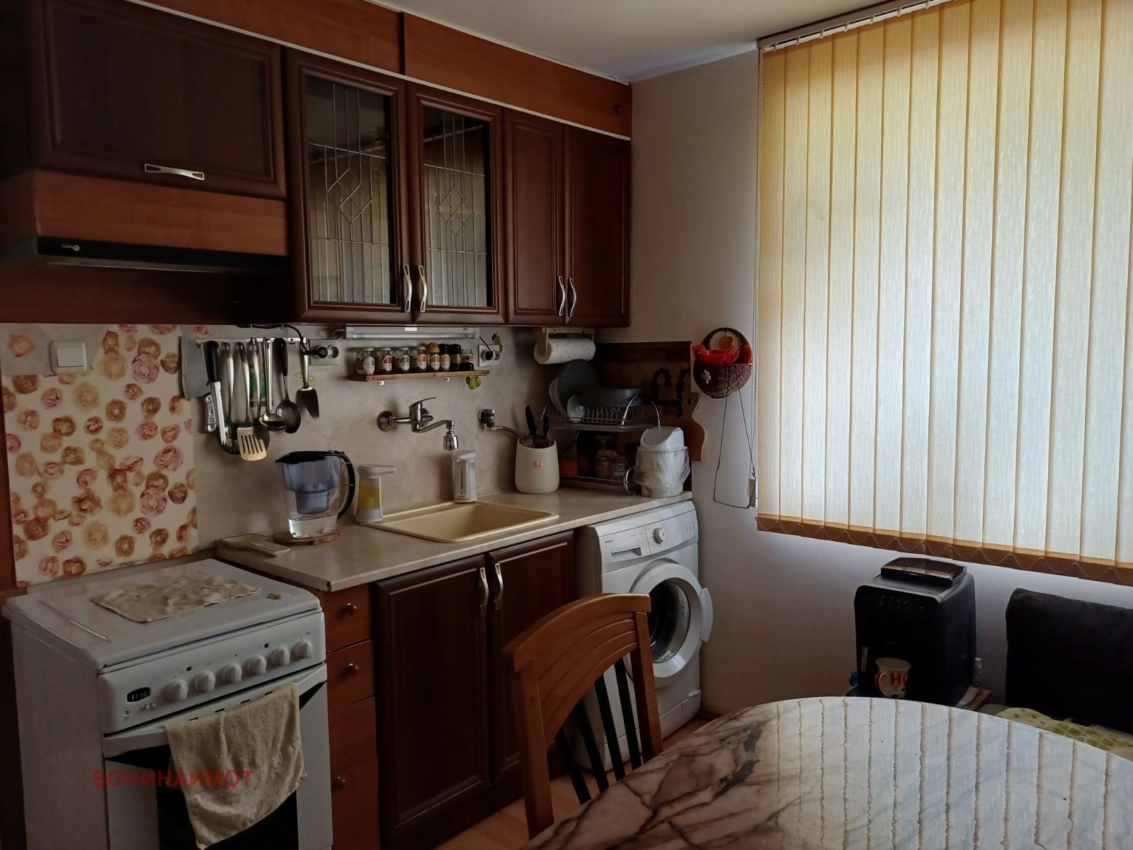 Продава ЕТАЖ ОТ КЪЩА, гр. Асеновград, област Пловдив, снимка 2 - Етаж от къща - 54400647