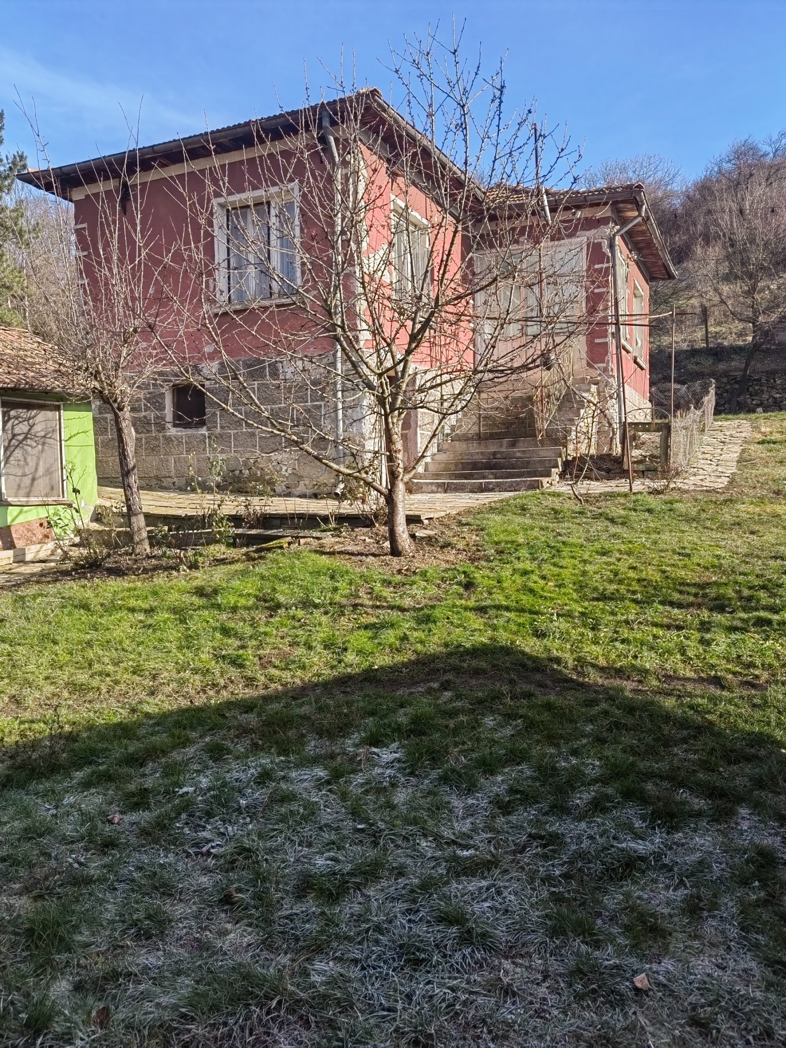 Продава КЪЩА, с. Владиславци, област София област, снимка 2 - Къщи - 53925026