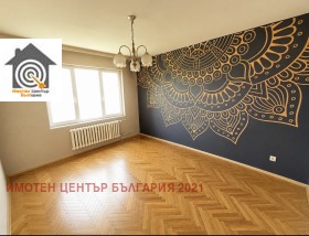 Продава  3-стаен, град София