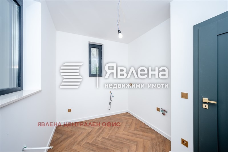 Продава 3-СТАЕН, гр. София, Център, снимка 8 - Апартаменти - 56089587