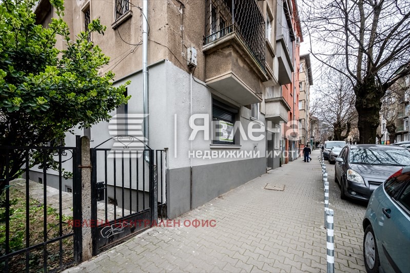 Продава 3-СТАЕН, гр. София, Център, снимка 16 - Апартаменти - 56089587