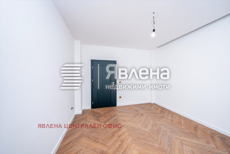 Продава 3-СТАЕН, гр. София, Център, снимка 6 - Апартаменти - 56089587