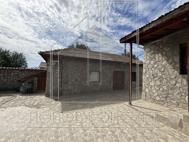 Eladó  Ház régió Plovdiv , Dalbok izvor , 230 négyzetméter | 76663776 - kép [2]